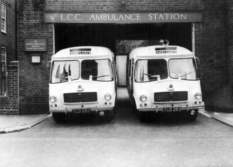  Austin LD Wandsworth Ambulance Mk II 1960 года  (фото 5 из 12)